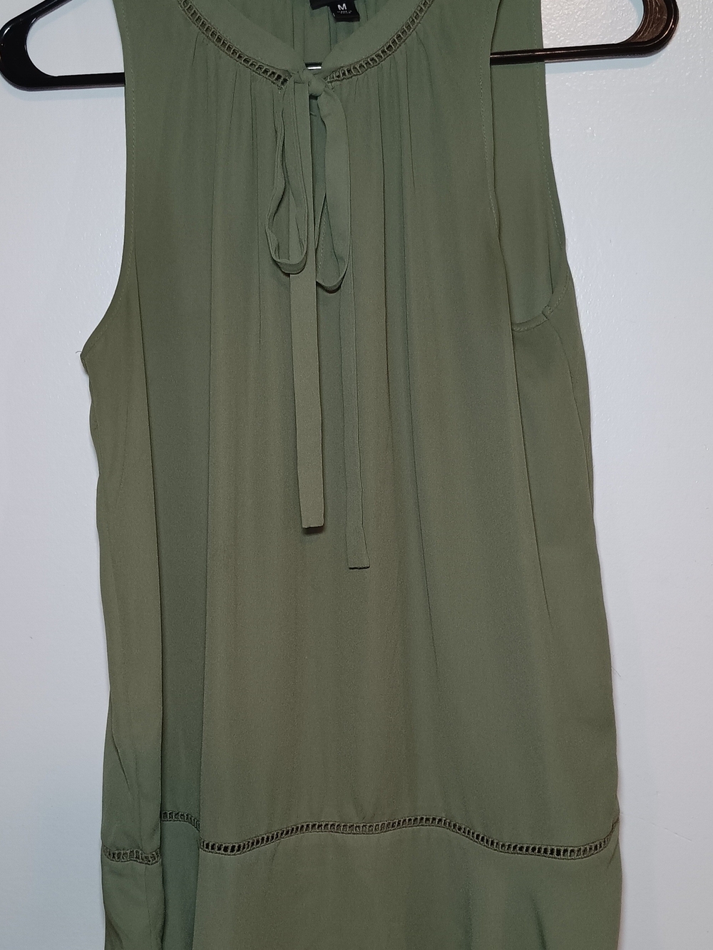 Sleeveless Olive Tie-Neck Tank Top